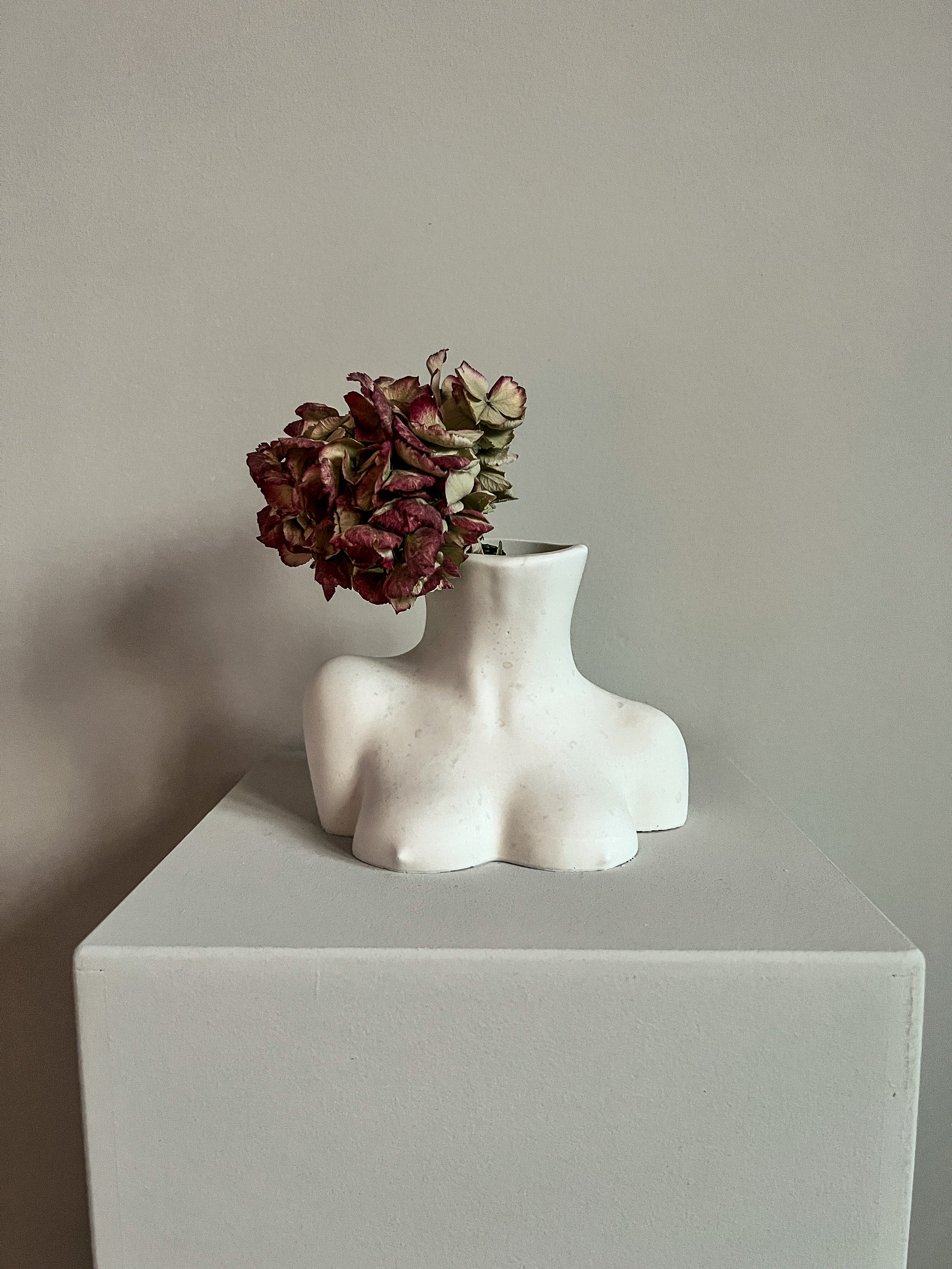 Lea – noma Skulptur Vase studio